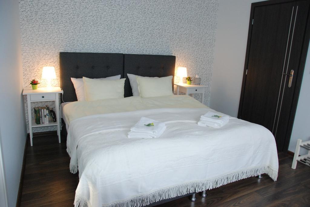 7Th Room Guest House 奥斯威辛 外观 照片
