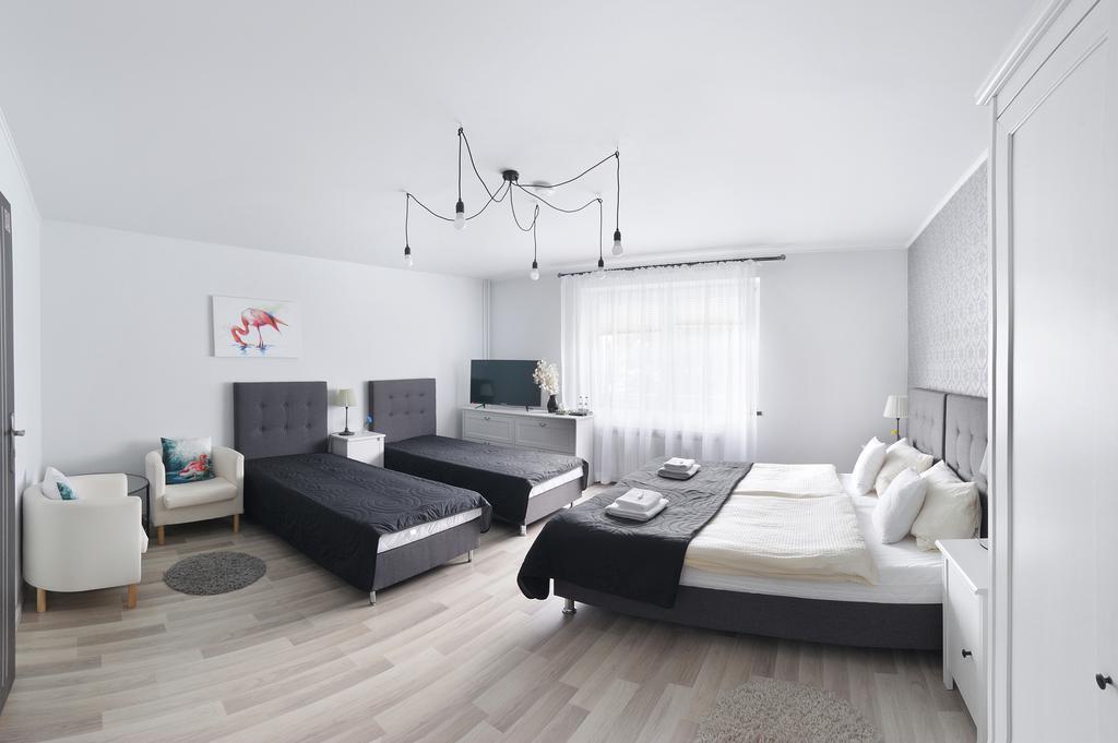 7Th Room Guest House 奥斯威辛 外观 照片